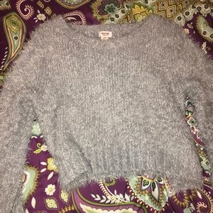 Cropped sweater